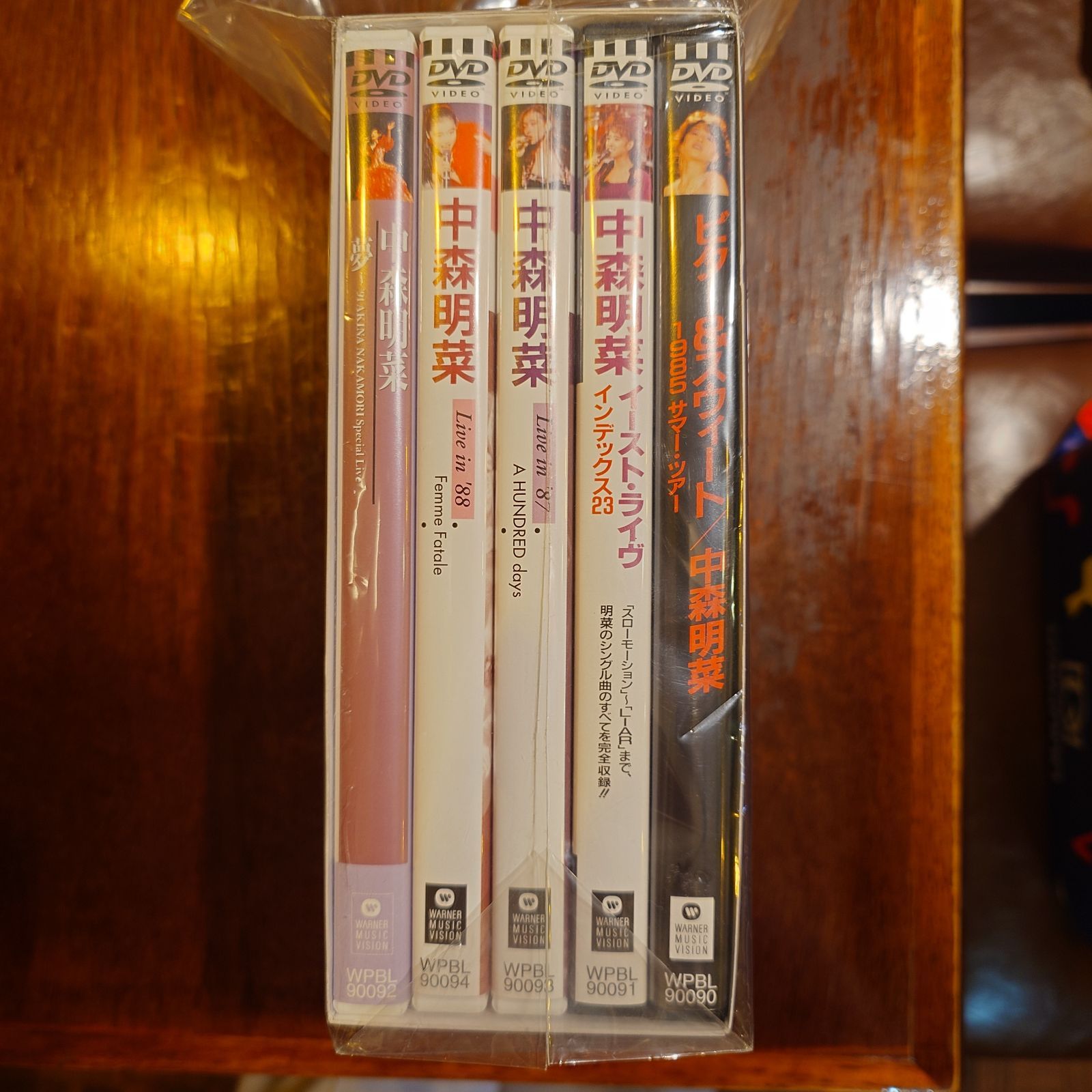 中森明菜　5.1 オーディオ・リマスター DVDコレクション　未開封DVD Amazon.com: 中森明菜 5.1 オーディオ・リマスター DVDコレクション