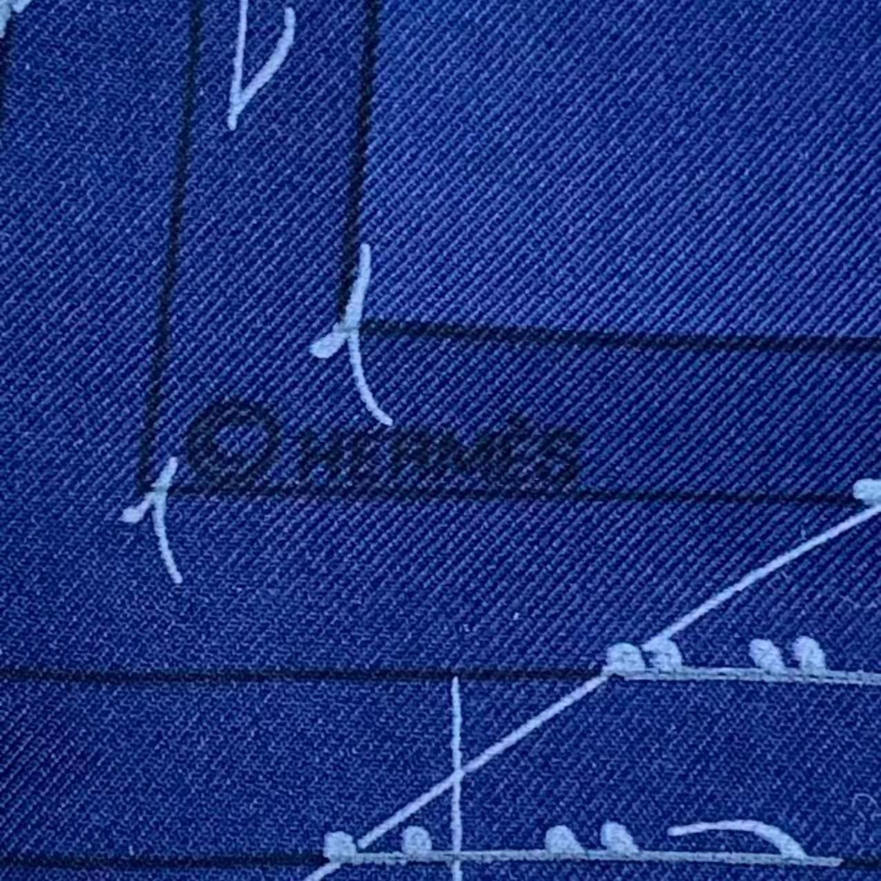 極美品 HERMES エルメス スカーフ シルク カレ90 球体が奏でる音楽 La