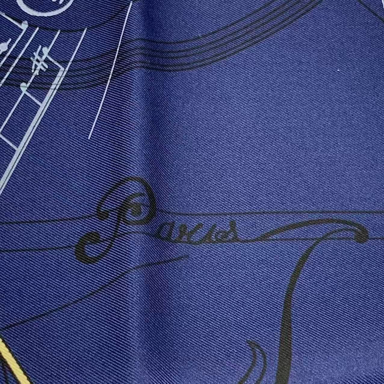 極美品 HERMES エルメス スカーフ シルク カレ90 球体が奏でる音楽 La