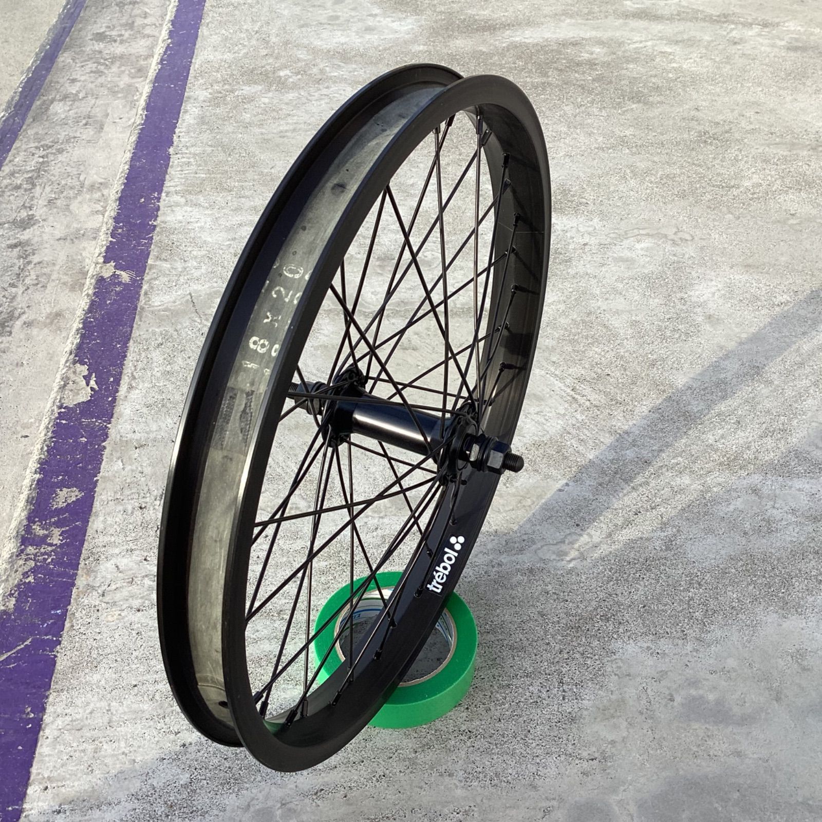 BMX フロント完組ホイール】FLYBIKES TREBOL FRONTWHEEL18 Trebol