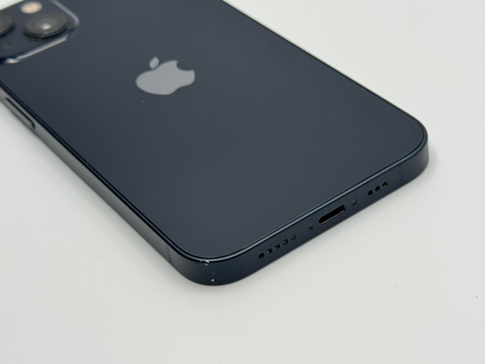 Apple iPhone 13 本体　ミッドナイト　バッテリー最大容量86% iPhone 13 【中古Cランク】iPhone13 256GB ミッドナイト バッテリー