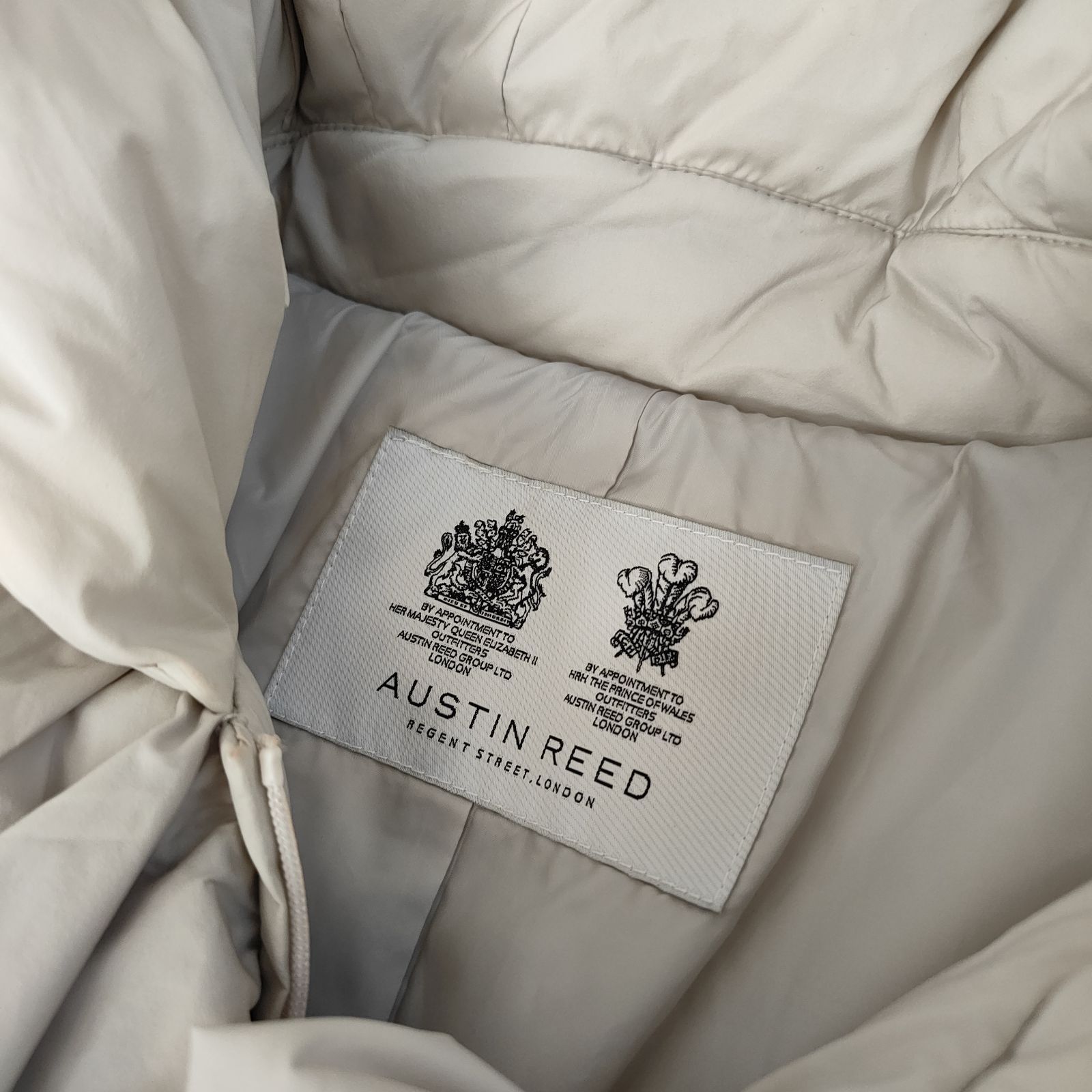 AUSTIN REED オースチンリード 【サイズ】 40 ダウンコート フリル