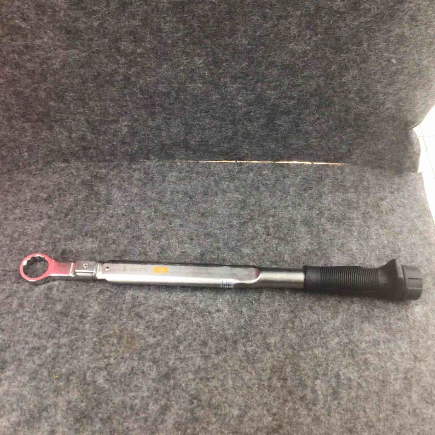 現状品】 東日/TOHNICHI プレセット形トルクレンチ 30~140N・m