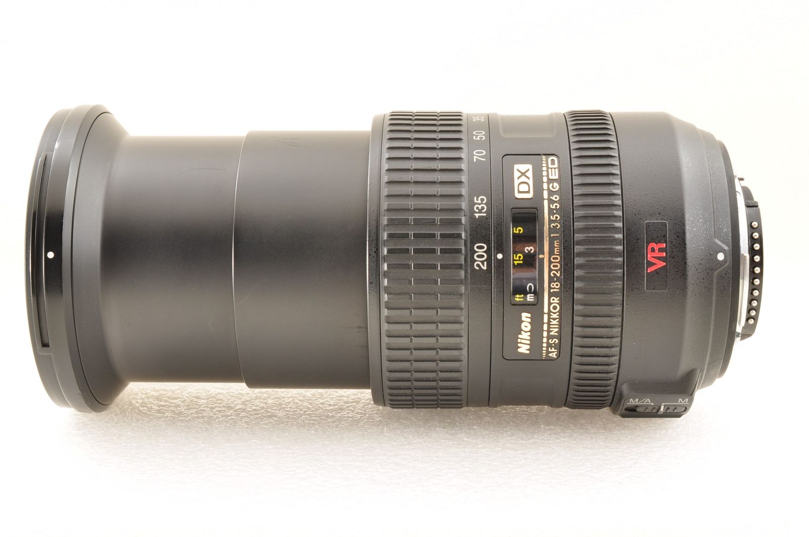Nikon AF-S 18-200mm F/3.5-5.6G VR 手ぶれ補正 Nikon AF-S 18-200mm F/3.5-5.6G VR 手ぶれ補正