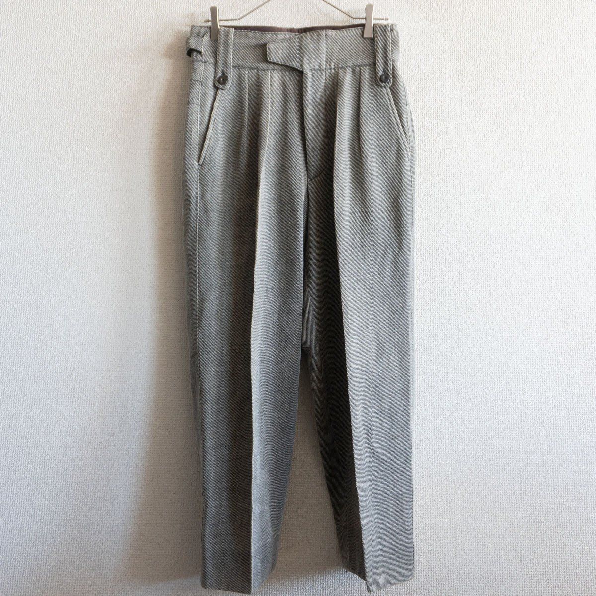 【美品】GIORGIO ARMANI【サイドアジャスター 2タック スラックスパンツ】46 ジョルジオアルマーニ 26010593 美品】GIORGIO ARMANI【サイドアジャスター 2タック スラックスパンツ