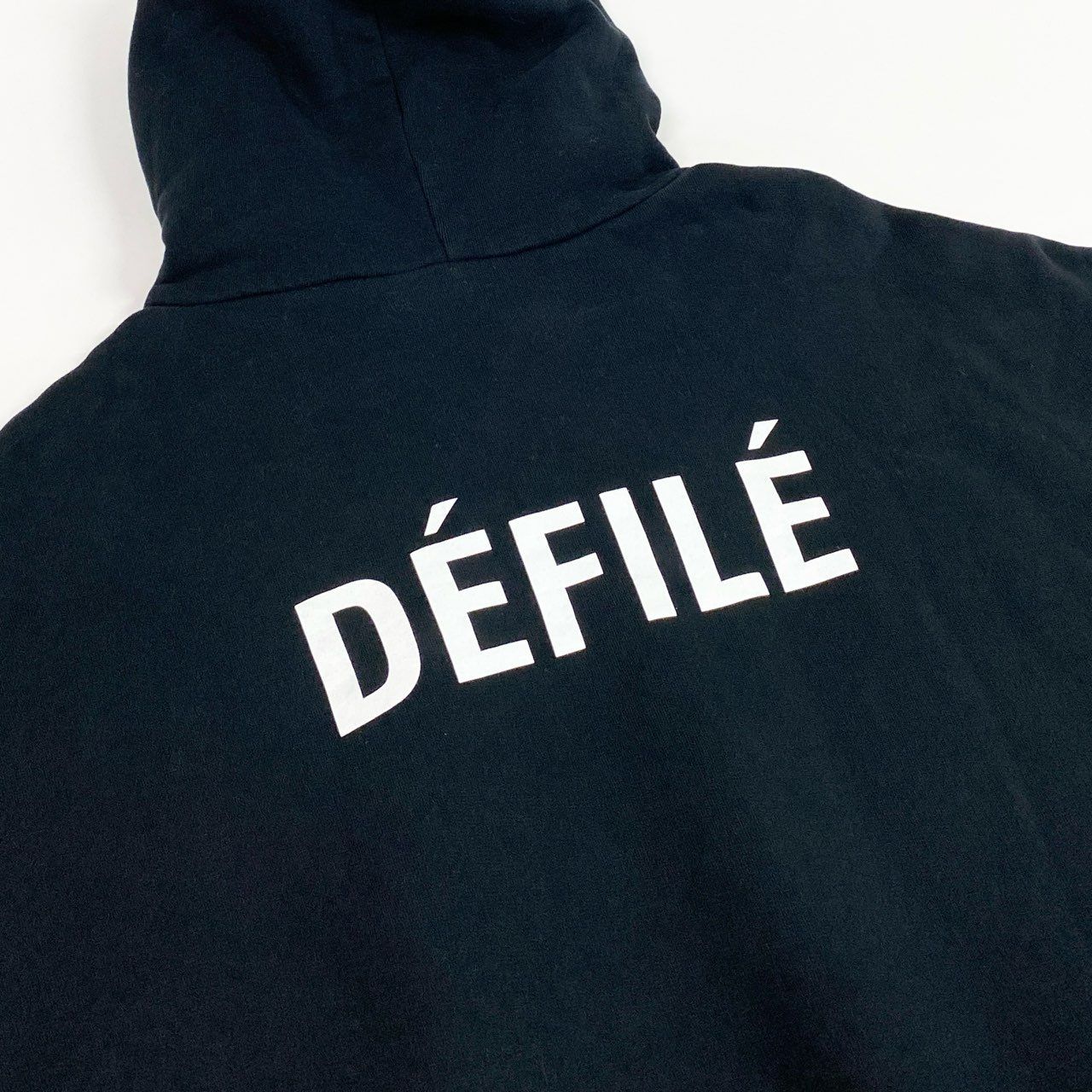 20a26 BALENCIAGA バレンシアガ プルオーバーフーディー DEFILE 