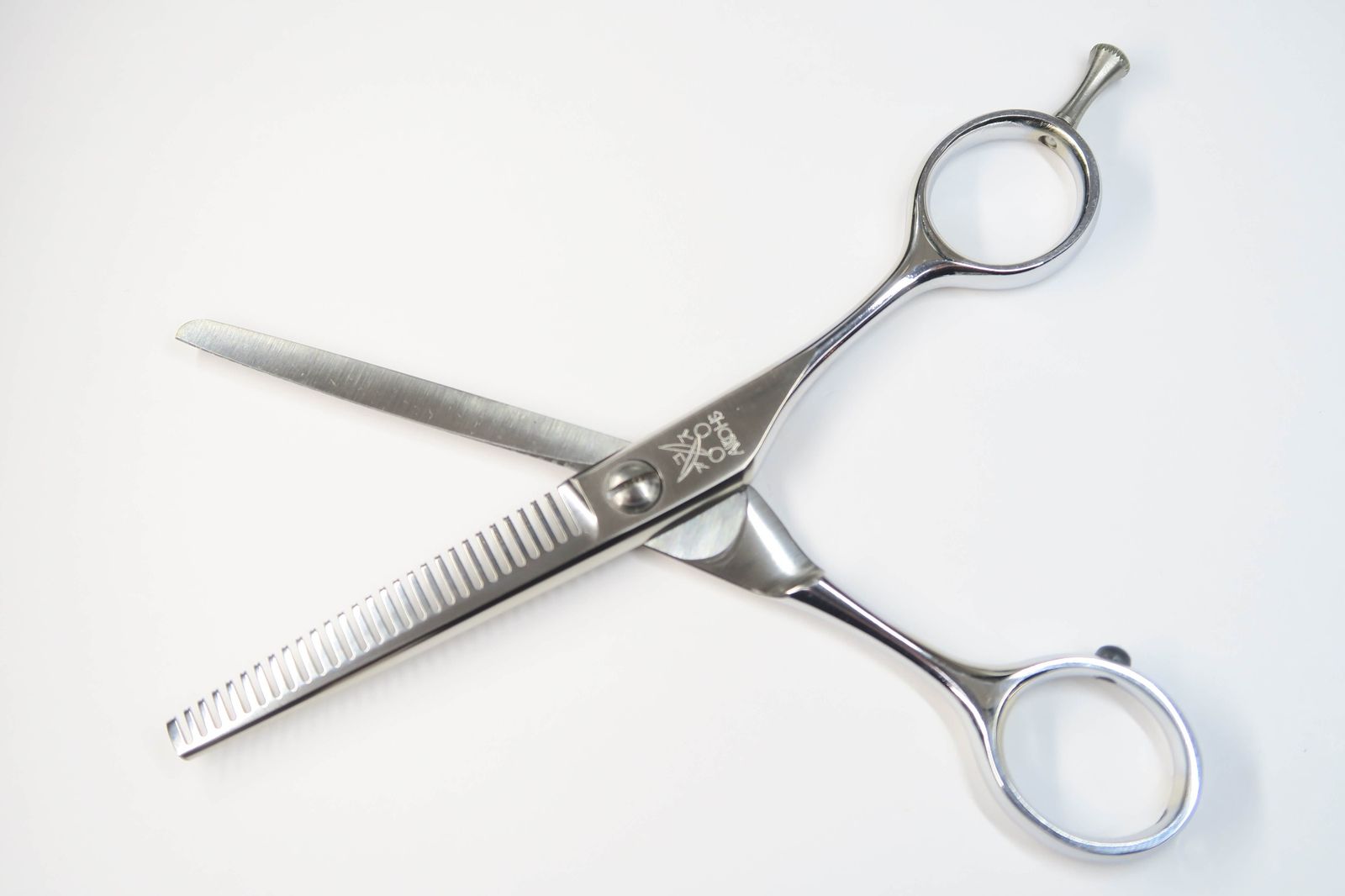 Cランク【AKKOHS アコス】 A5528 セニング 美容師・理容師 5.5インチ