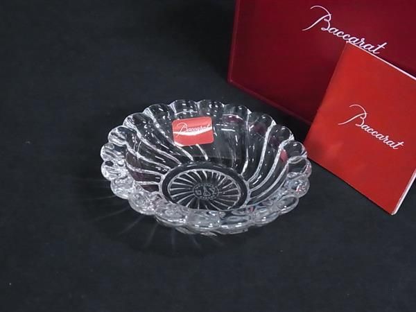 □新品□未使用□ Baccarat バカラ ボリュート クリスタルガラス 灰皿