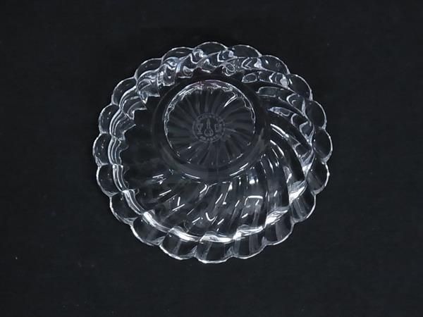 □新品□未使用□ Baccarat バカラ ボリュート クリスタルガラス 灰皿