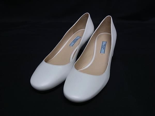 【美品】PRADA プラダ　ヴィンテージローファー　フラットパンプス　38 美品】PRADA プラダ ヴィンテージローファー フラットパンプス 38