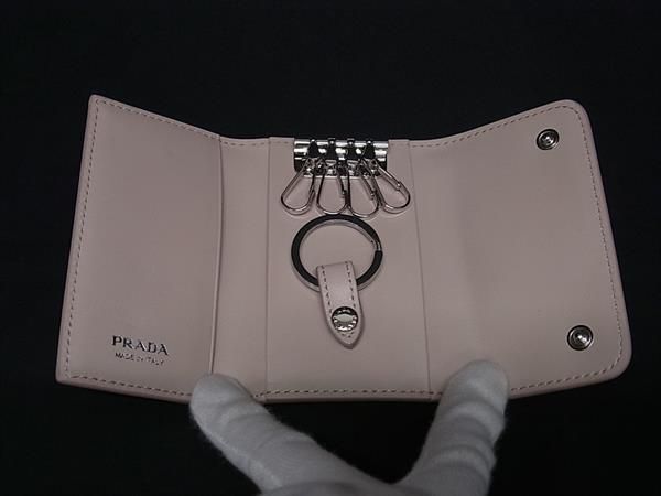 □新品□未使用□ PRADA プラダ レザー 4連 キーケース キーリング 鍵