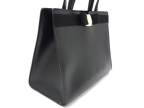 □新品同様□ Salvatore Ferragamo フェラガモ ヴァラリボン レザー  