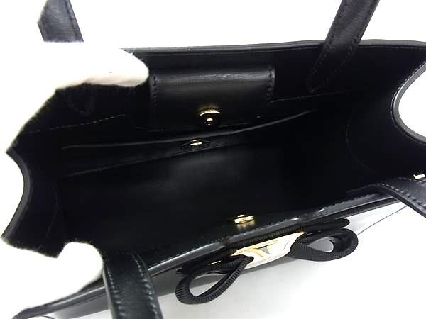 □新品同様□ Salvatore Ferragamo フェラガモ ヴァラリボン レザー  