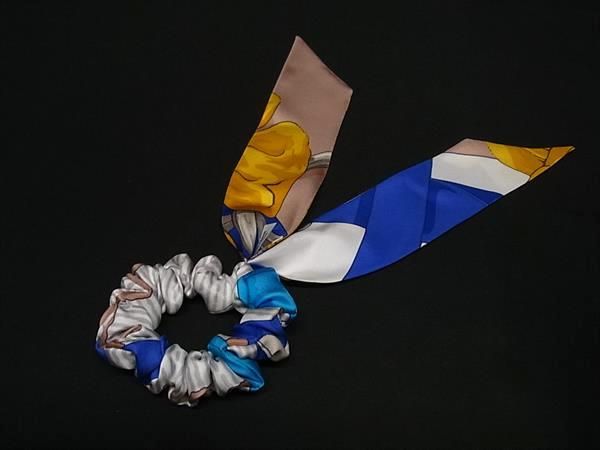 【美品】HERMES ベッラ シュシュ シルク ヘアアクセサリー マルチカラー 美品】HERMES ベッラ シュシュ シルク ヘアアクセサリー マルチカラー