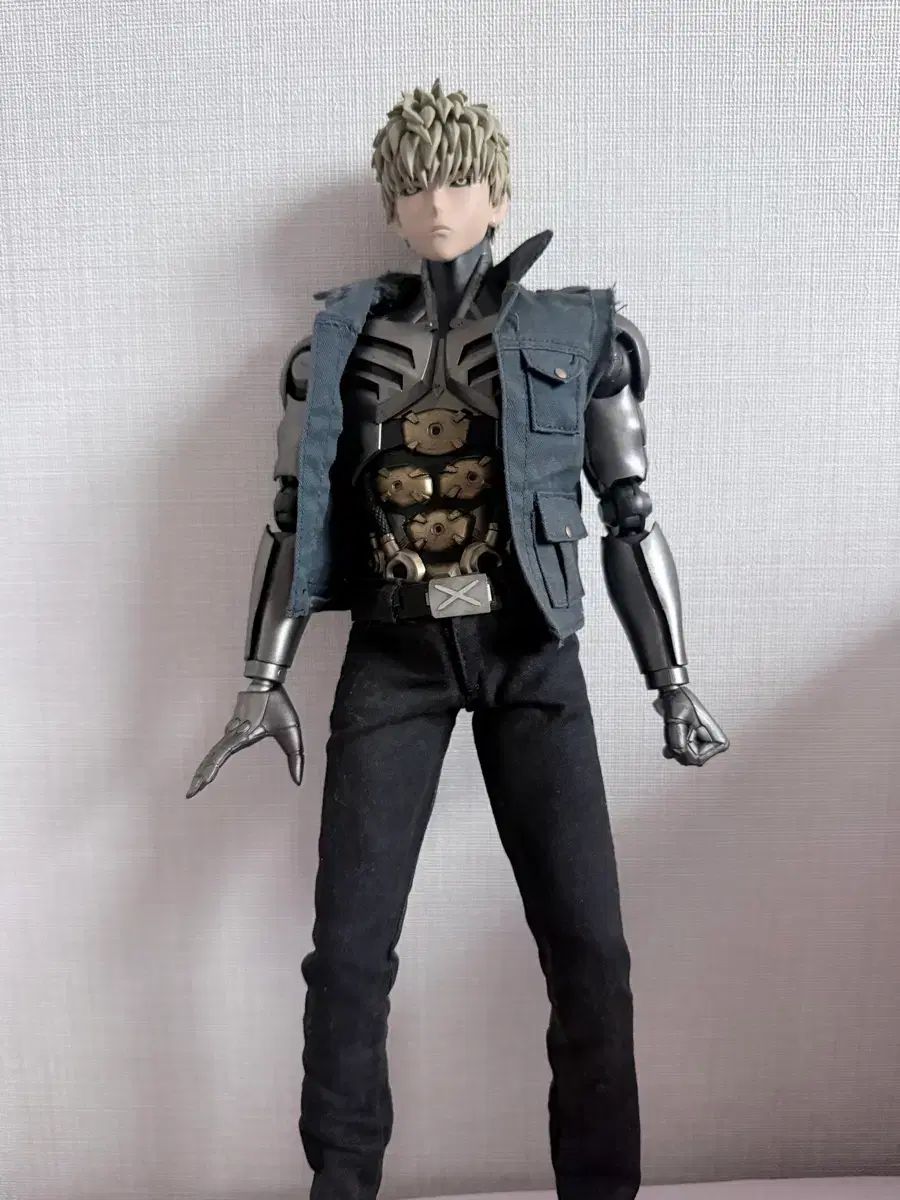 threezero　ジェノス　フィギュア　ジャンク 出品 threezero ジェノス アクションフィギュア / 正規品 - メルカリ