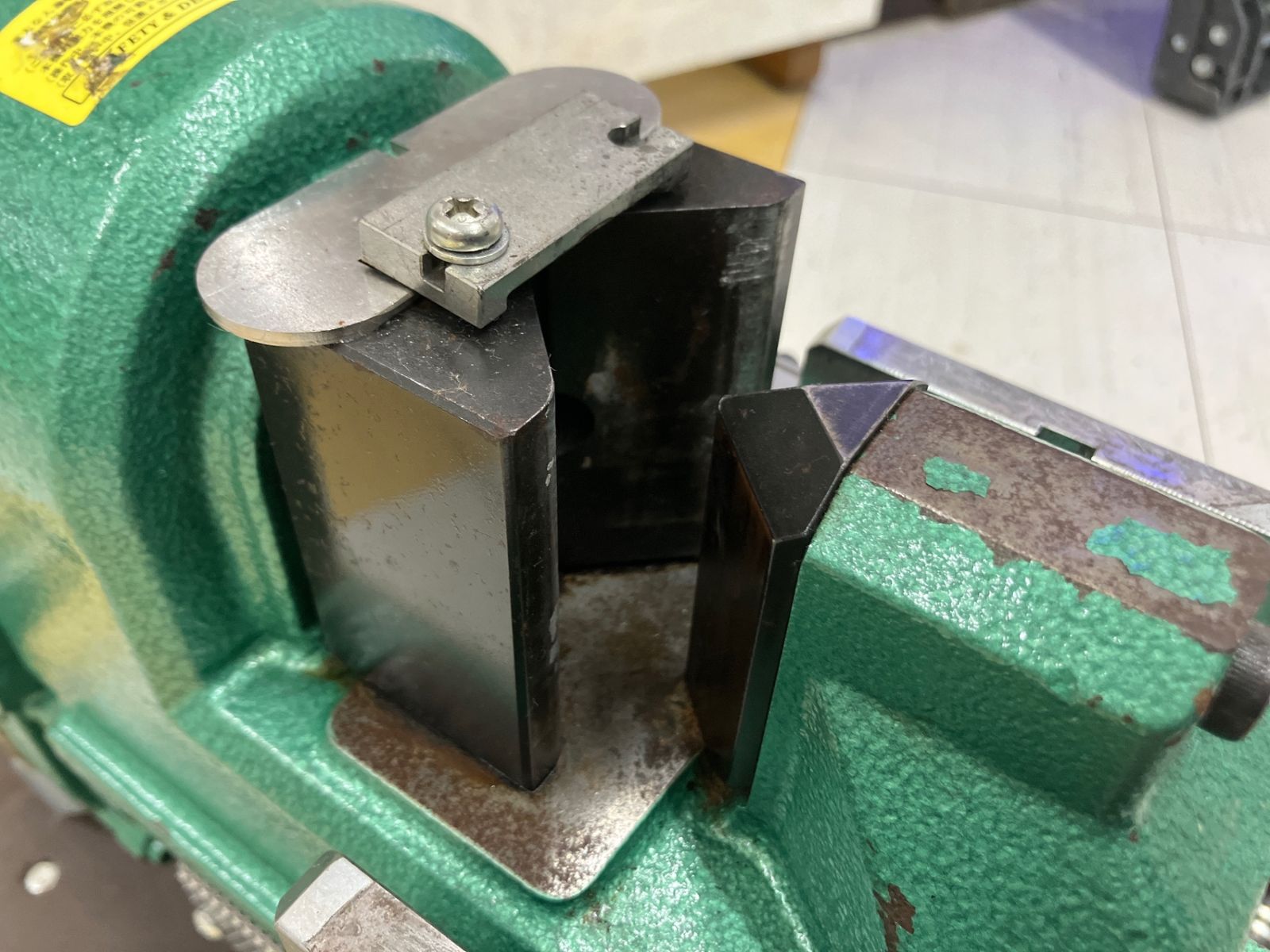 スーパーベンダー