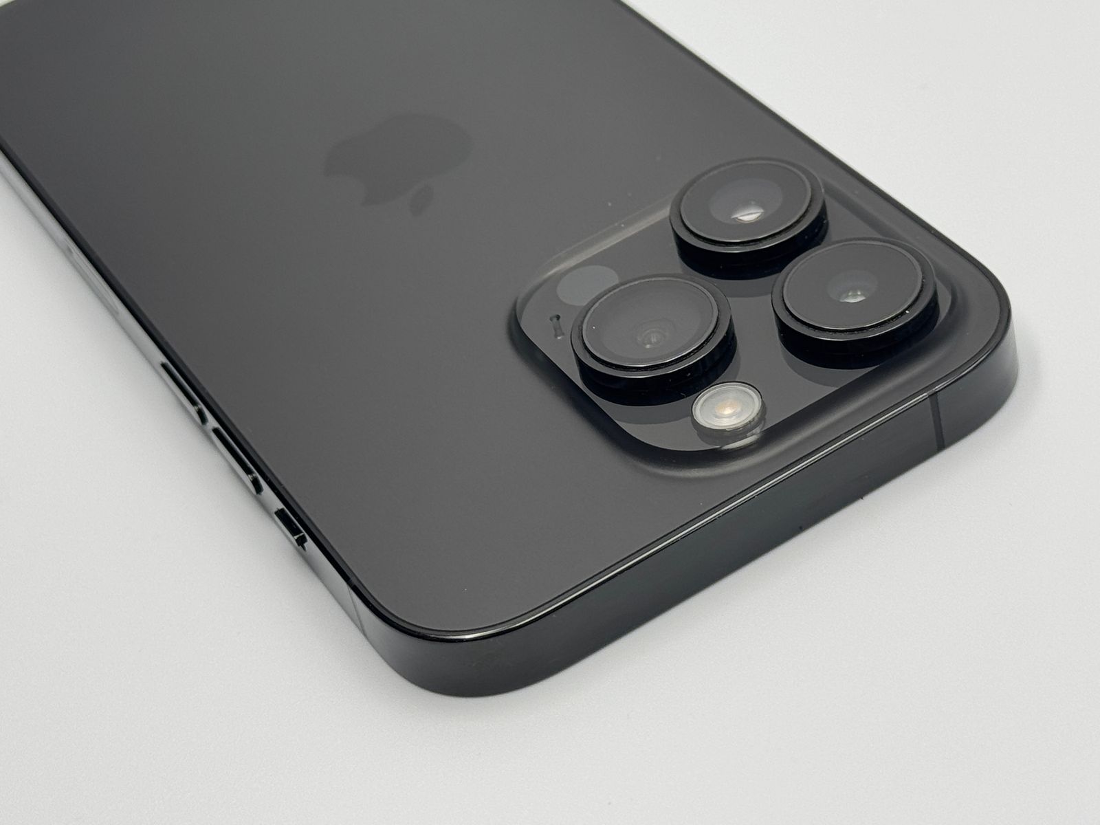 中古B】iPhone 14 Pro 256GB スペースブラック バッテリー【81