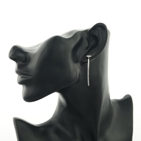 Tiffany ピアス　片耳 ティファニー ピアス Tバー 片耳 K18WG #184393 - メルカリ