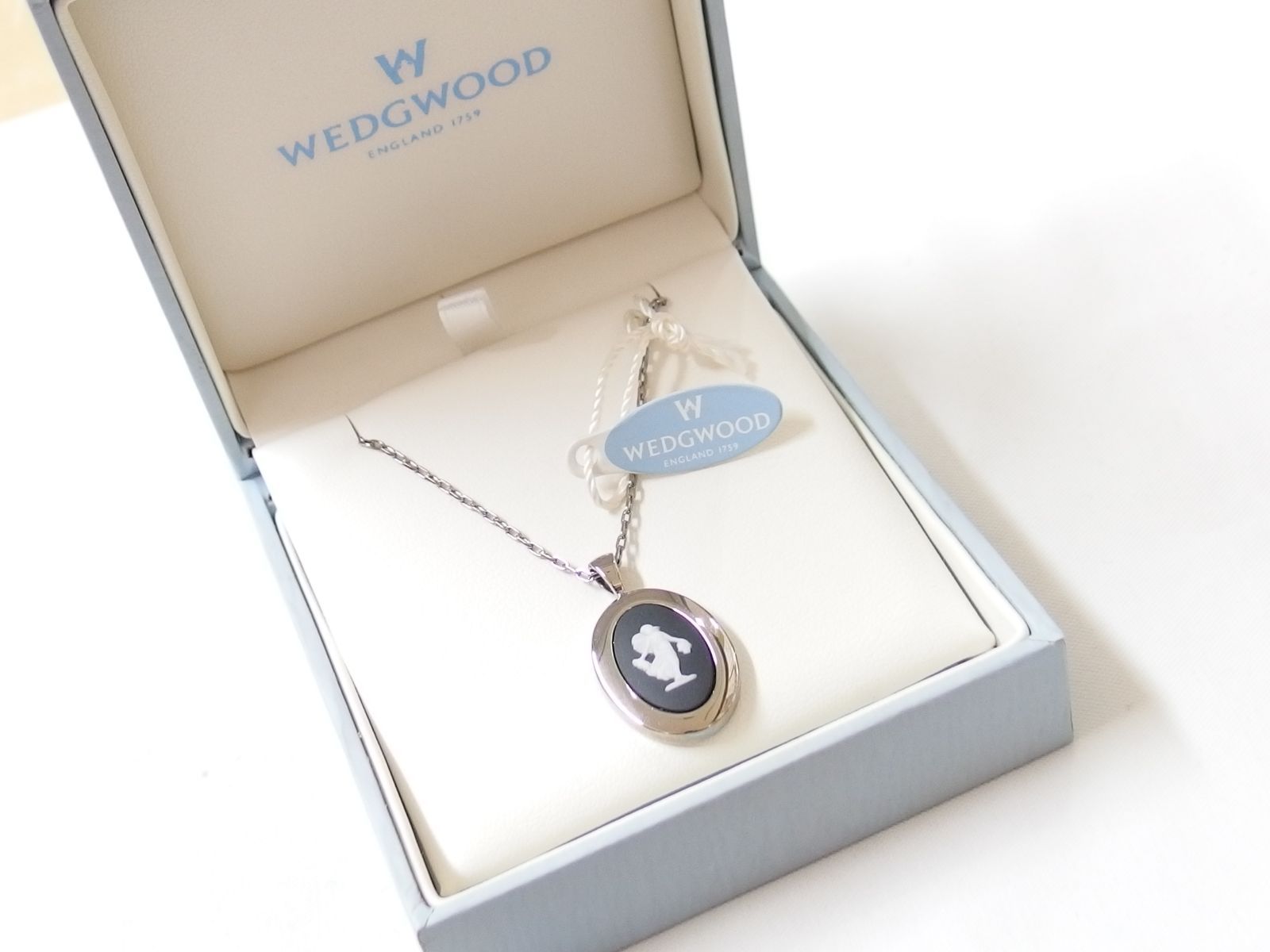 WEDGWOOD ウェッジウッド ブラック ネックレス - メルカリ