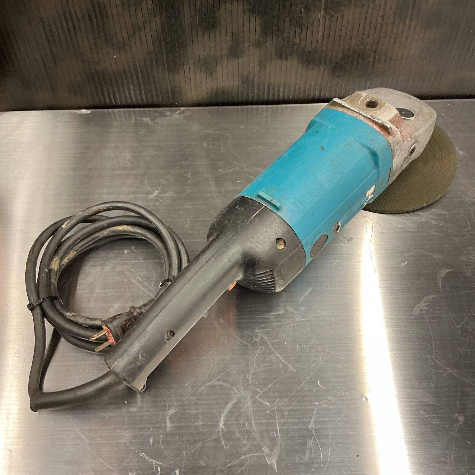 中古】 マキタ/makita 100V 180mmディスクグラインダ 9047L 【越谷店 