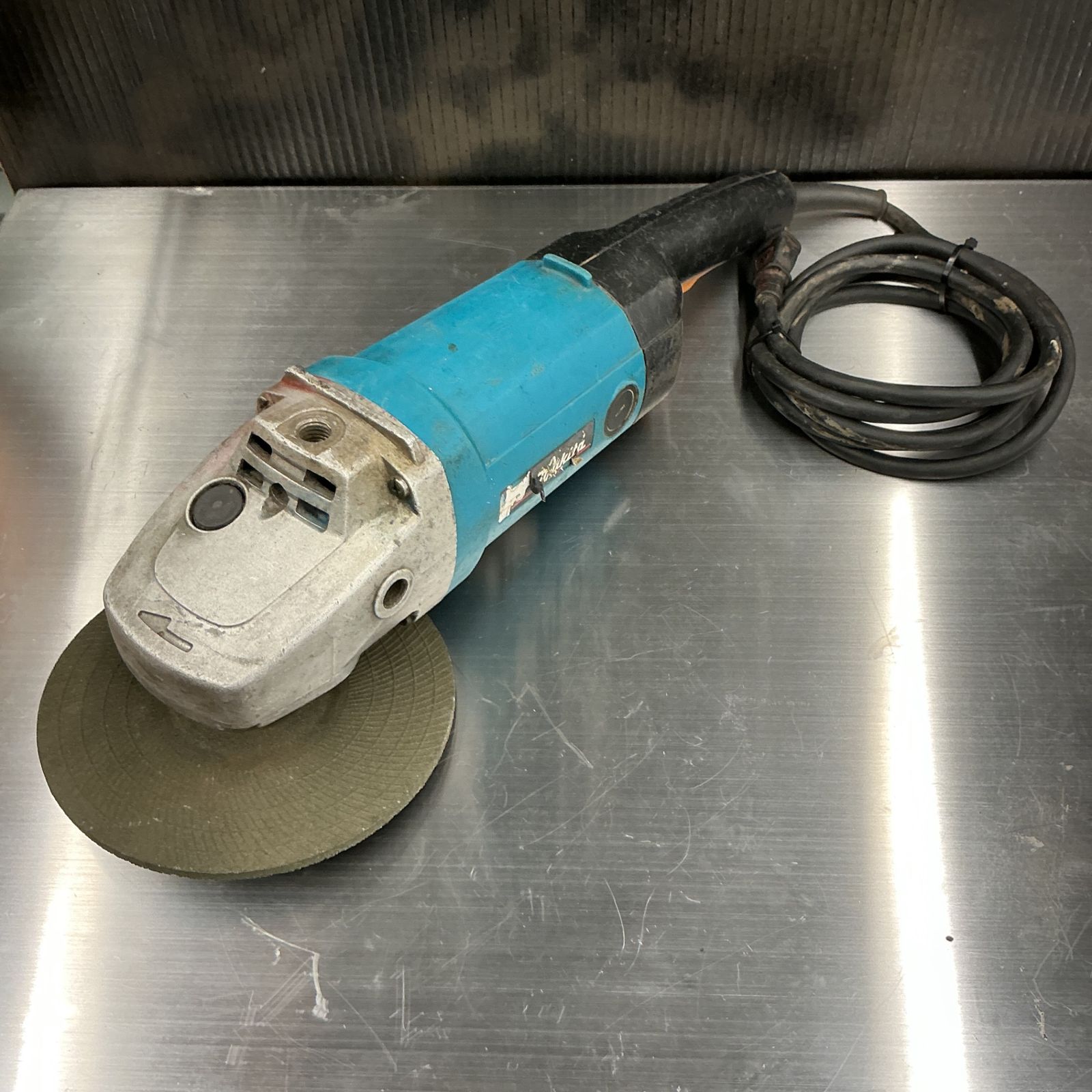 中古】 マキタ/makita 100V 180mmディスクグラインダ 9047L 【越谷店 