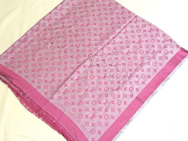 Louis Vuitton♡モノグラム柄マフラー ピンク ラメ ストール Louis Vuitton♡モノグラム柄マフラー ピンク ラメ ストール