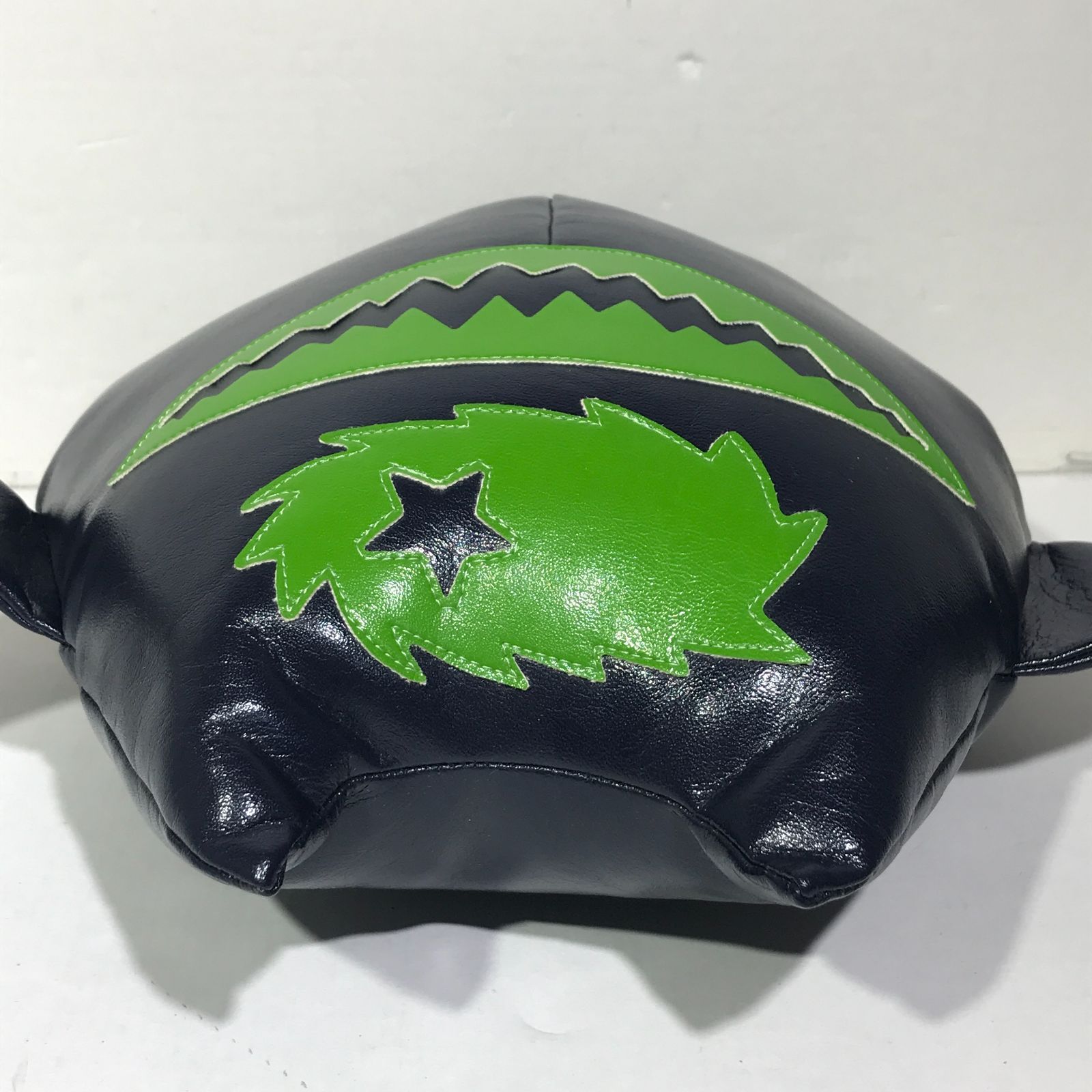 城東81-031] NEXUSVII ネクサスセブン NAUGA MONSTER ナウガモンスター