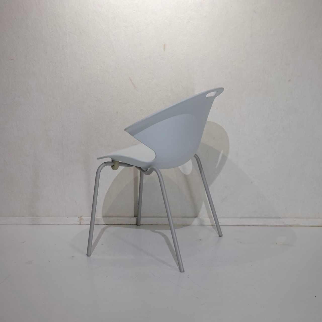 driade ドリアデ MONO ダイニングチェア アームレス チェア 椅子