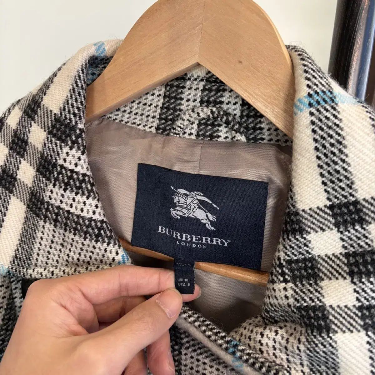 バーバリー⭐︎ウールコート ⭐︎チェック袖 15937 - バーバリー チェック ウール コート (ウール 48%) - メルカリ