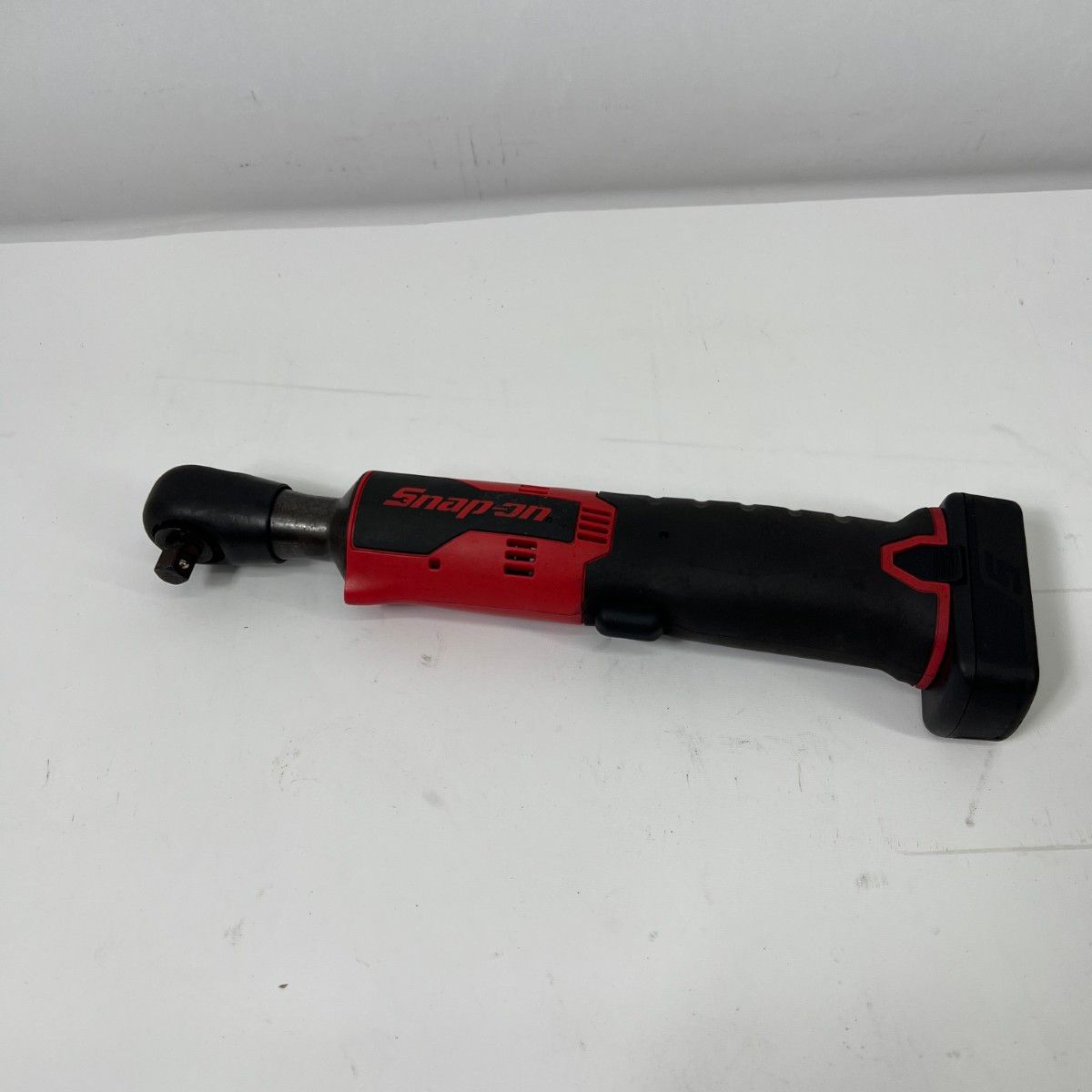〇〇Snap-on スナップオン 3/8 電動ラチェット バッテリー付き 