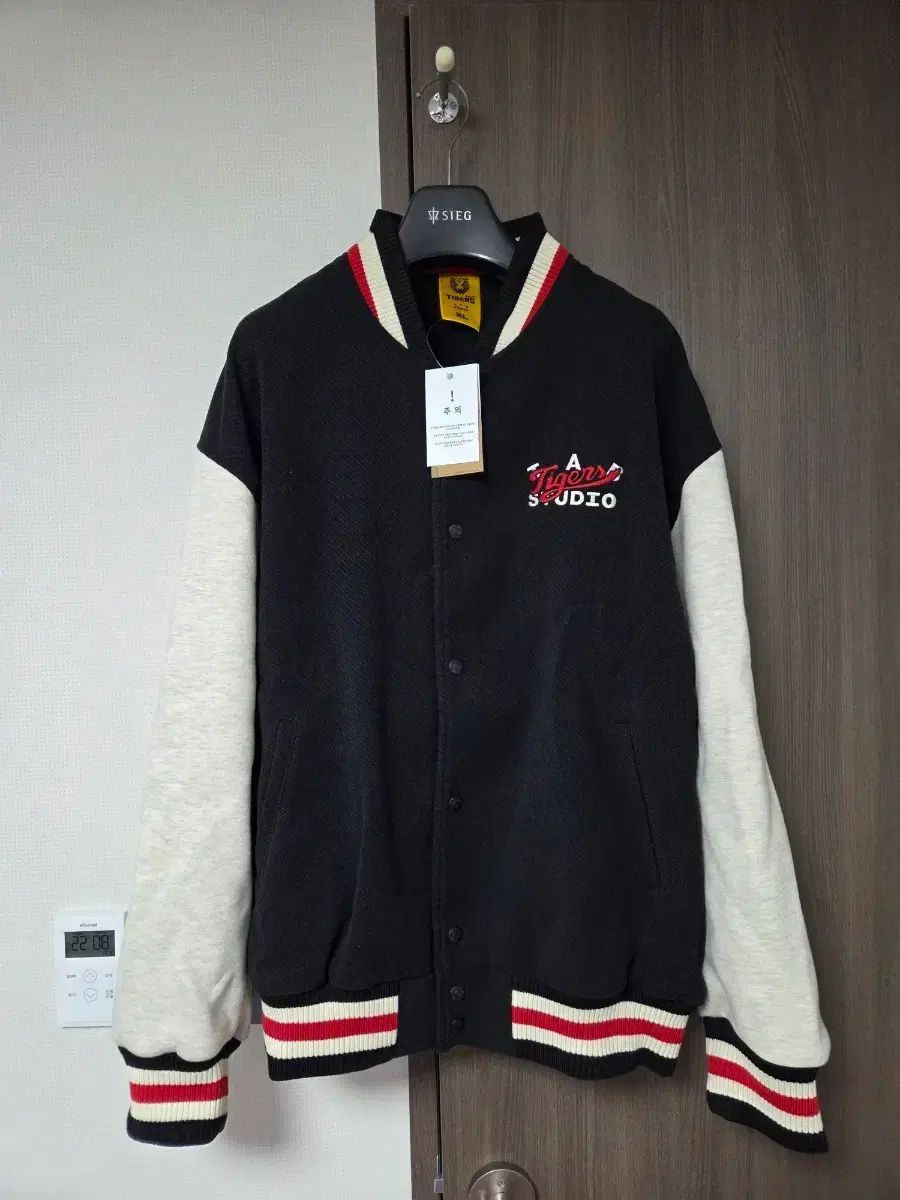 KIAタイガース スタジャン ジャケット アウター