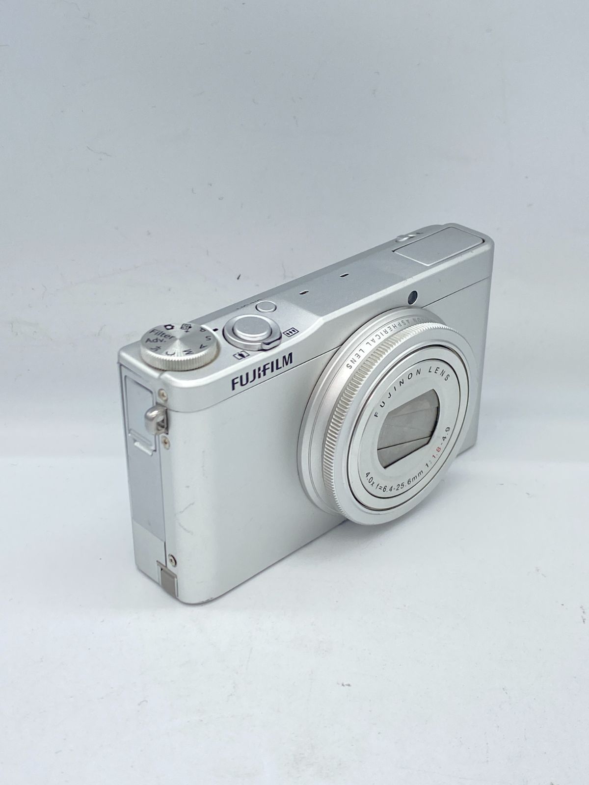 返品保証・動作確認済】FUJIFILM XQ1 コンパクトデジタルカメラ - メルカリ