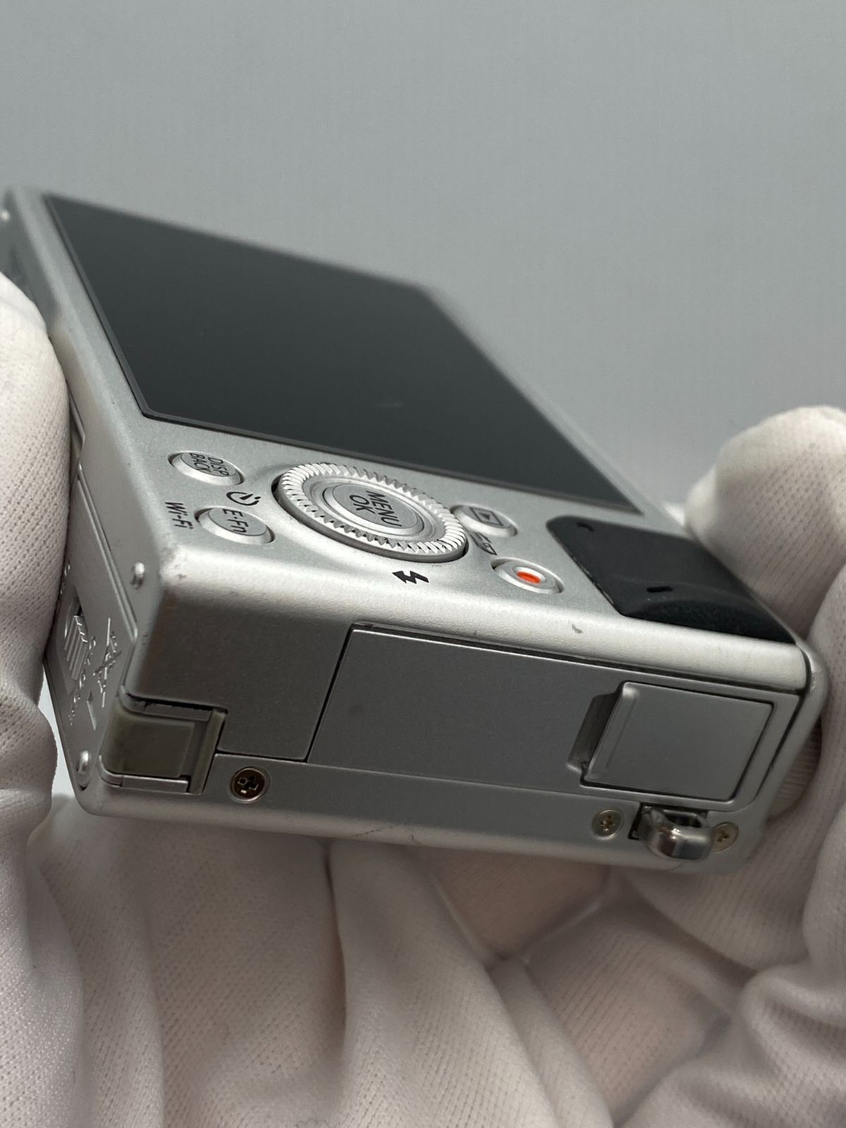 返品保証・動作確認済】FUJIFILM XQ1 コンパクトデジタルカメラ - メルカリ