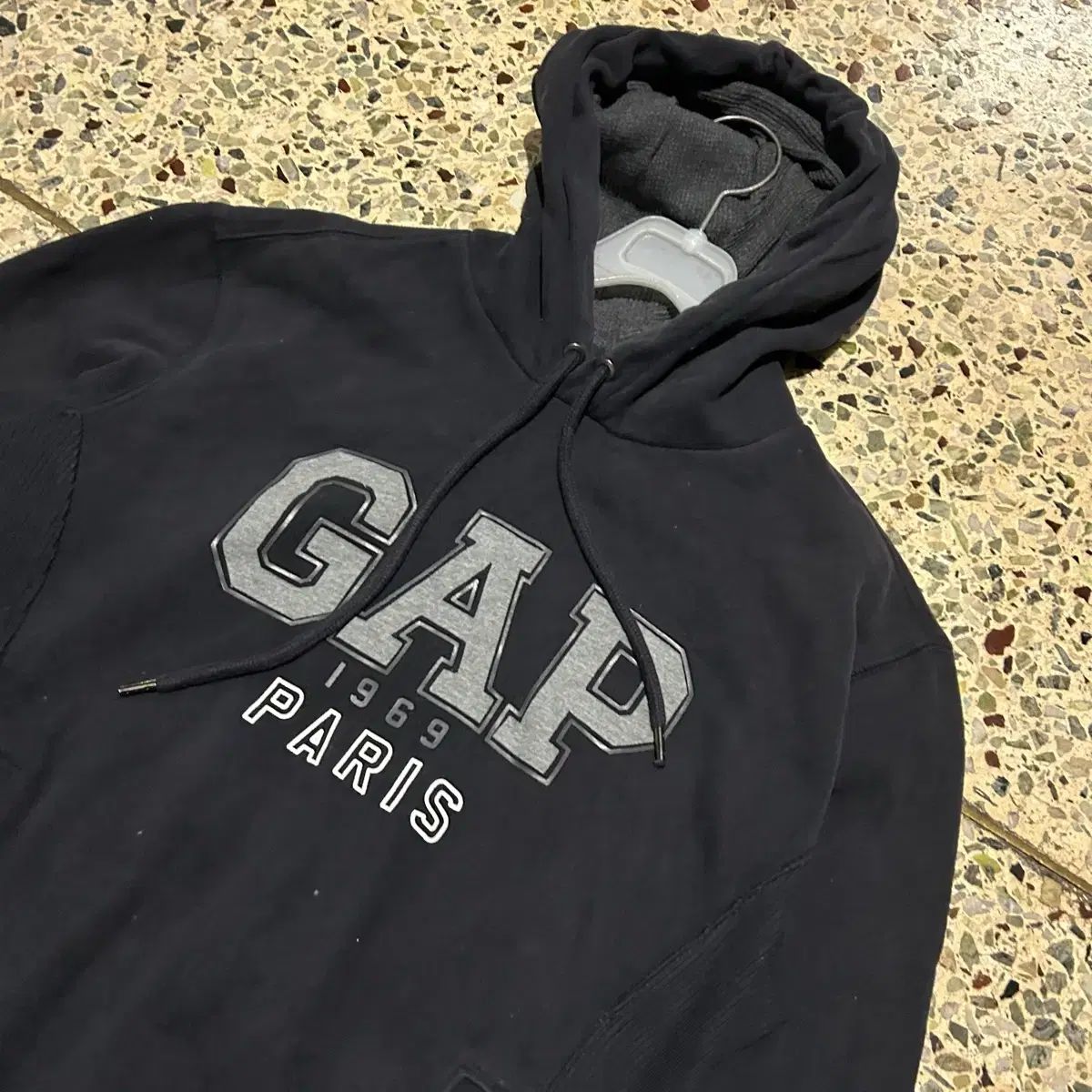 GAP パリ フーディー