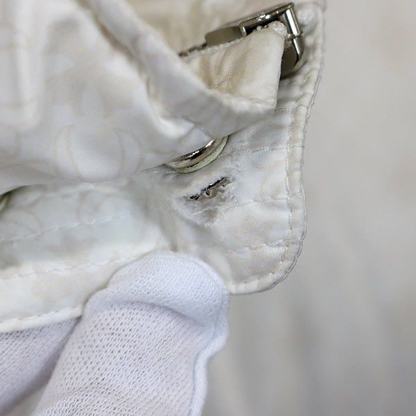 CHROME HEARTS クロムハーツ ダウンベスト ホワイト CHROME HEARTS 銀座店 クロムハーツ STIFF 総柄 ダウンベスト クロス