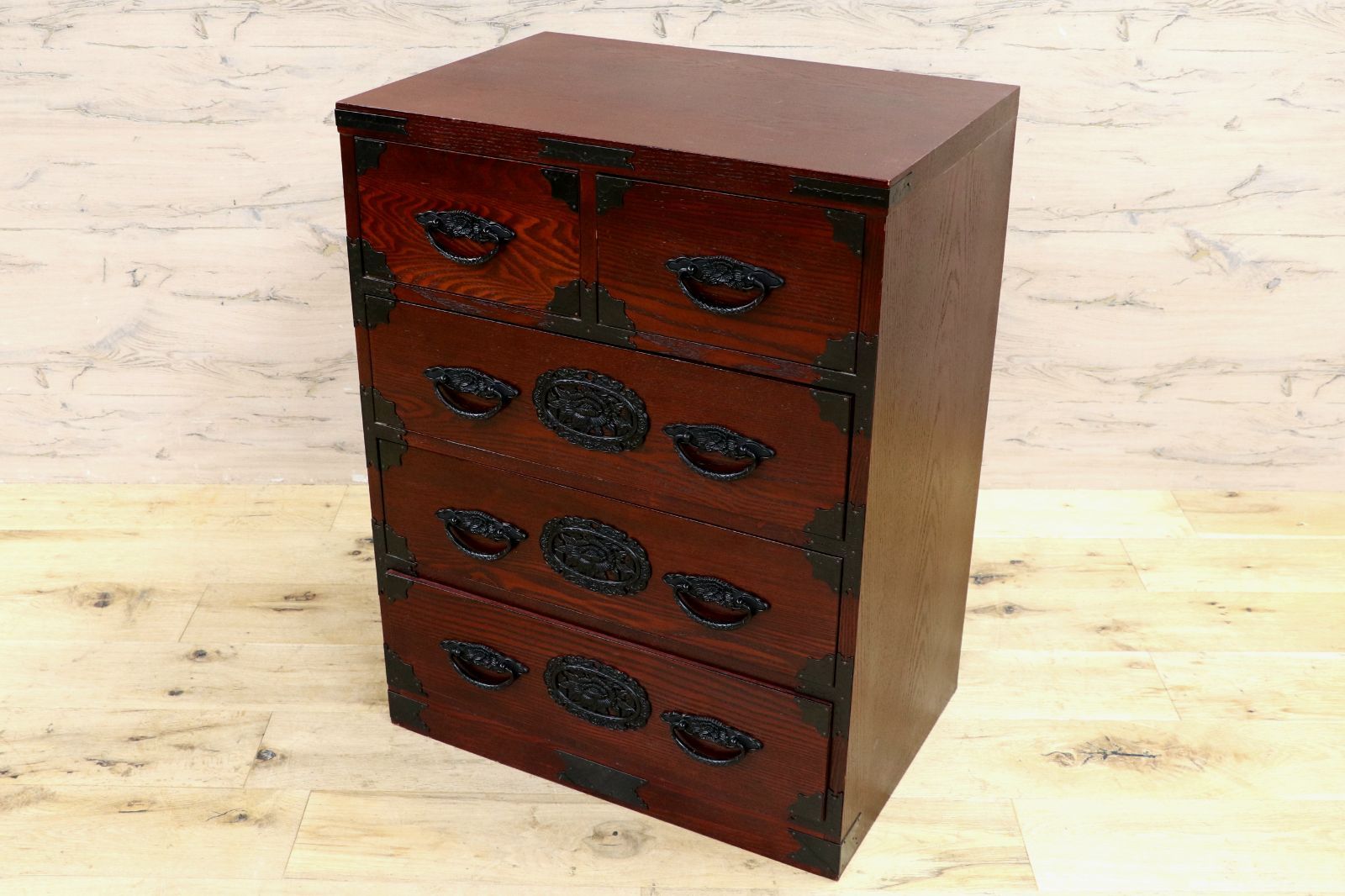 GMIS481A○民芸家具 欅材 整理箪笥 時代箪笥 4段チェスト 鉄金具 和