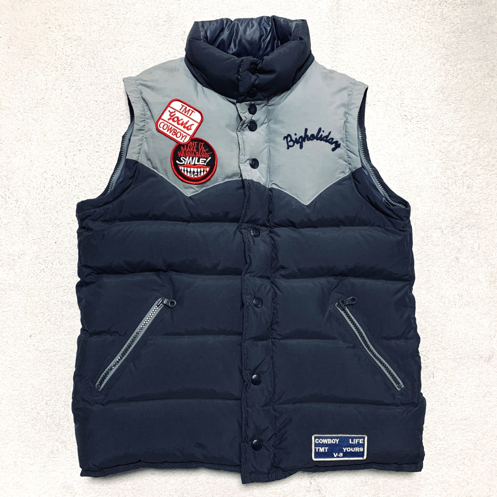 DIESEL ダウン ベスト フード ジャケット ロゴ 刺繍 ワッペン ネイビー DIESEL ダウン ベスト フード ジャケット ロゴ 刺繍 ワッペン ネイビー