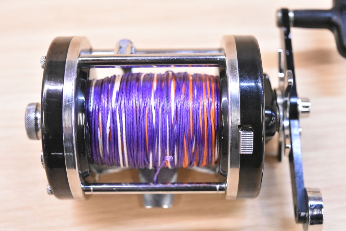 アブガルシア アンバサダー 10000CL 右 84-2-87-88 ベイトリール