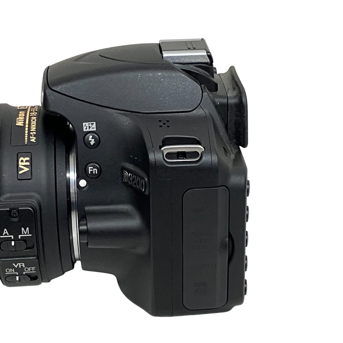 Nikon D3200 ダブルズームキット ブラック レンズ共にカビ・くもり有り