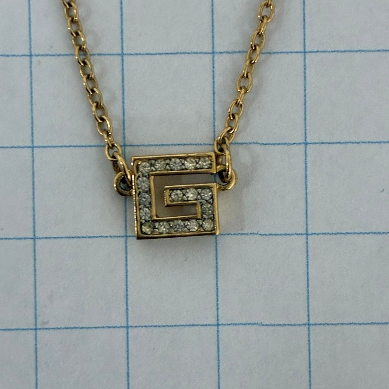 GIVENCHY ジバンシー Gロゴ ネックレス ロゴ ♯1073013226 - メルカリ