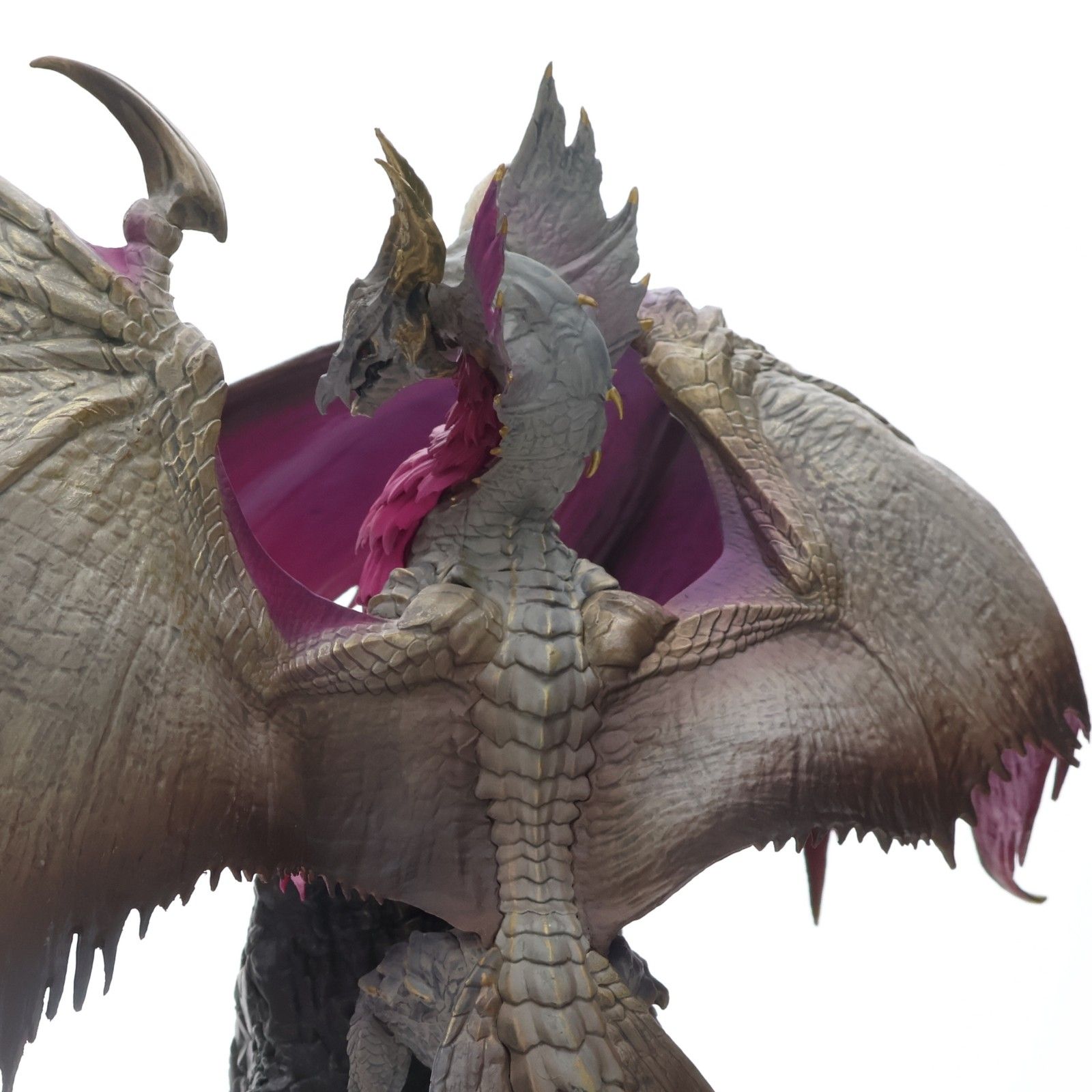 カプコンフィギュアビルダー クリエイターズモデル 爵銀龍 メル・ゼナ