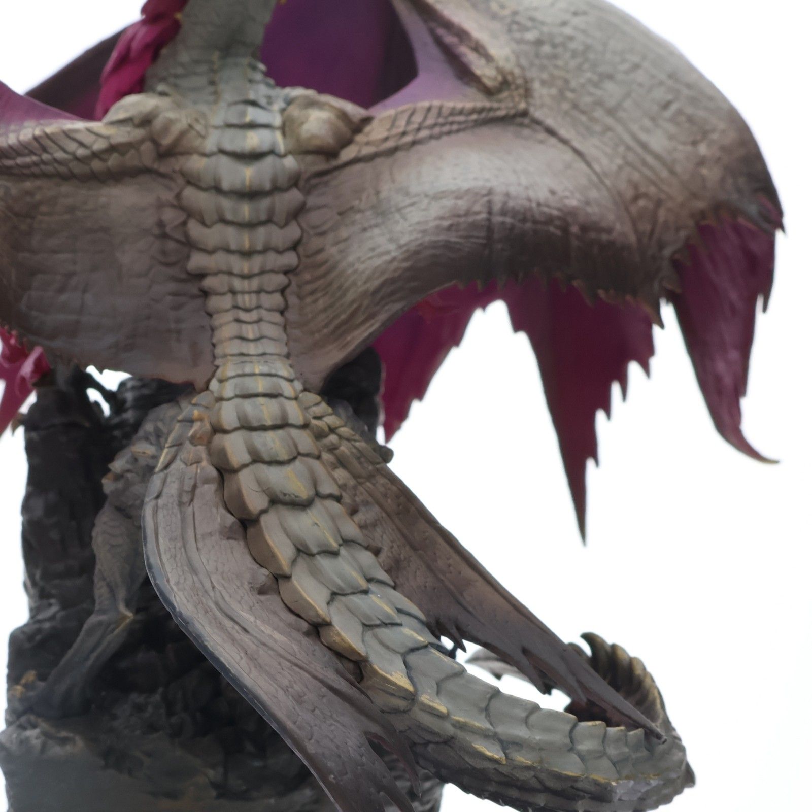 カプコンフィギュアビルダー クリエイターズモデル 爵銀龍 メル・ゼナ