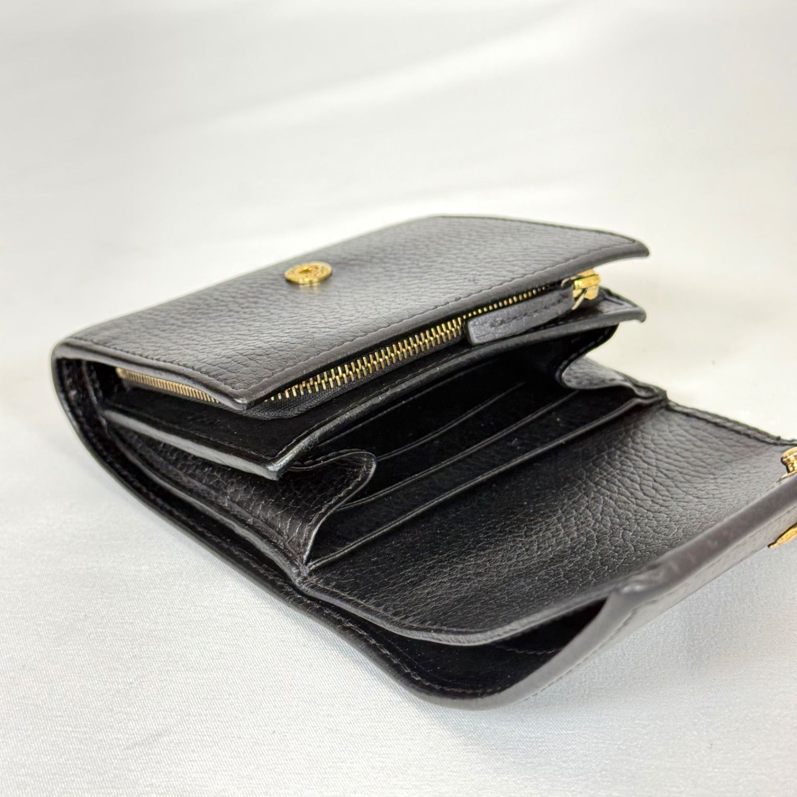 人気・美品】GUCCI グッチ GGマーモント ダブルG GGロゴ コンパクト