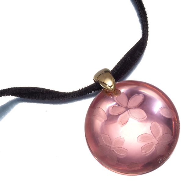 100/美品K18 750 バカラ×ゲラン コラボ 桜 イリゼ ペンダントトップ 100/美品K18 750 バカラ×ゲラン コラボ 桜 イリゼ ペンダントトップ