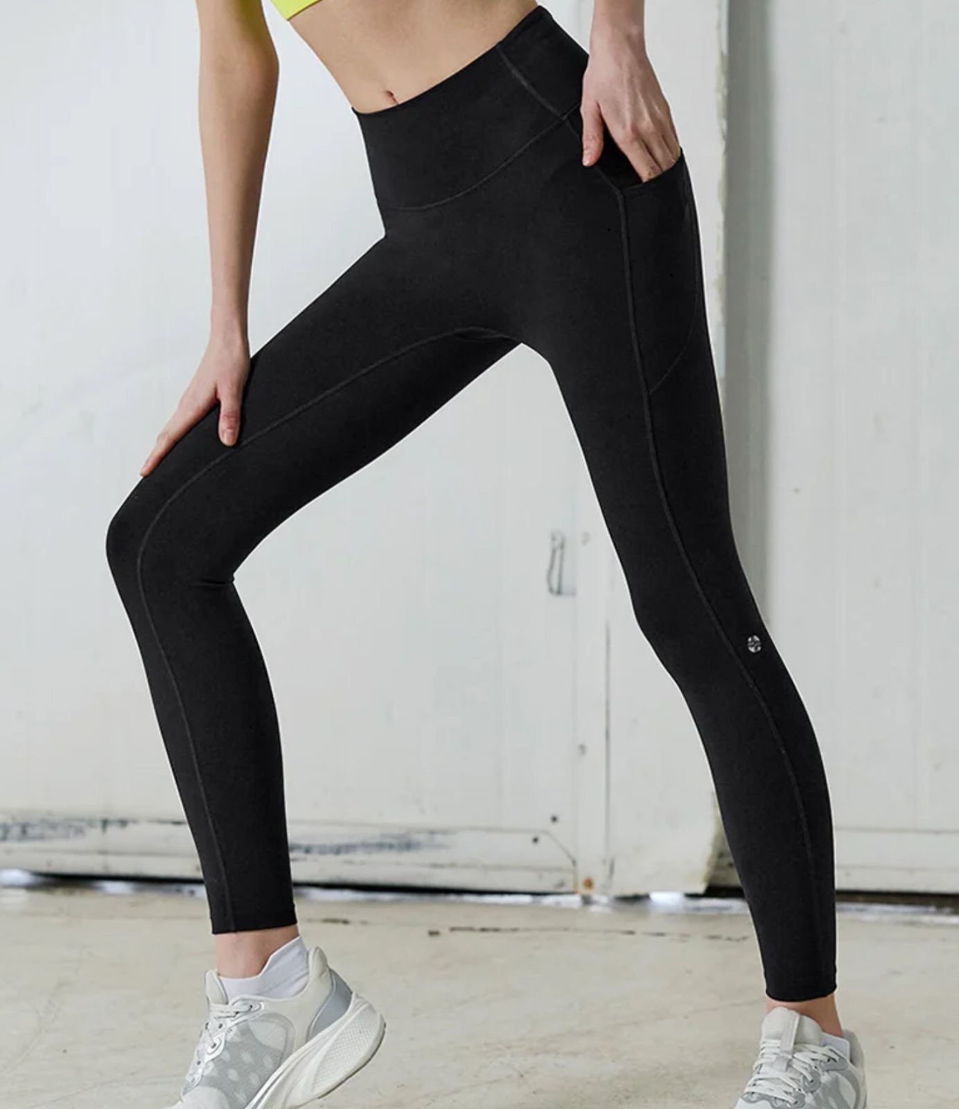 173 XWFLG25J3 BLACK LABEL シグネチャー360N マルチポケット付き 9分