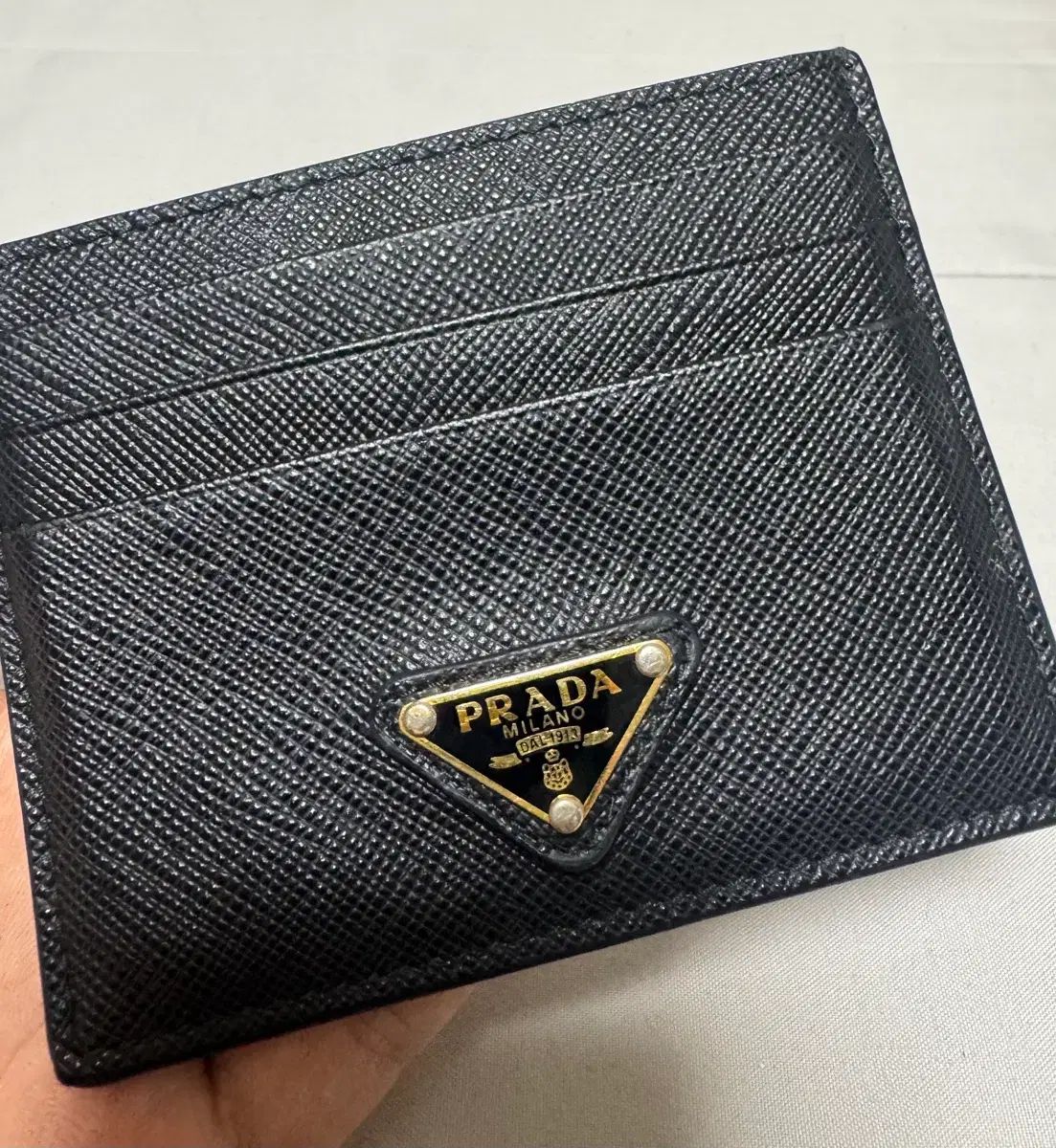 正規品 PRADA プラダ 三角ロゴ サフィアーノ カードウォレット - メルカリ