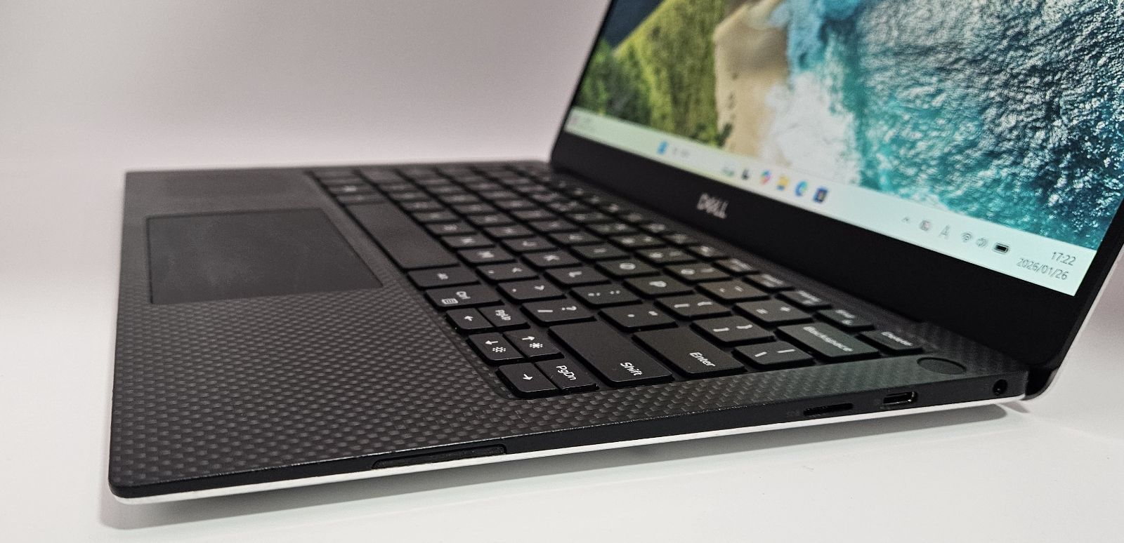 第11世代 Core i5 DELL XPS 13 9305 i5-1135G7 16/512（Win11）【155