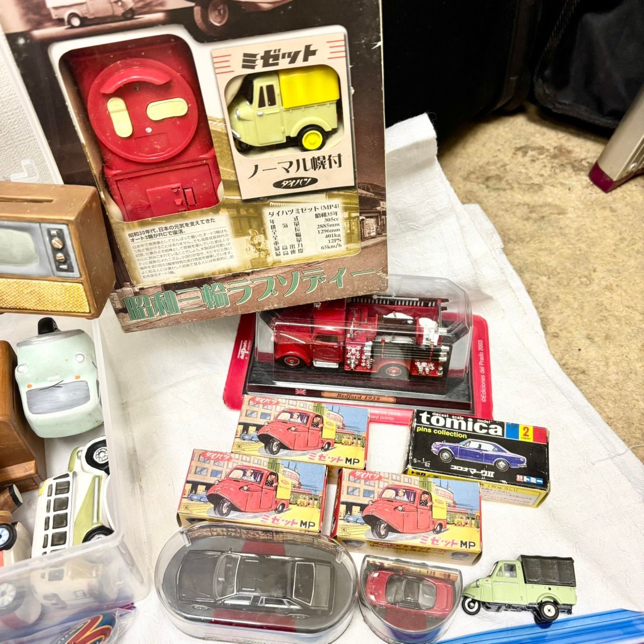 265 昭和レトロ フィギュア まとめ売り 三輪オート ゴジラ ブリキ