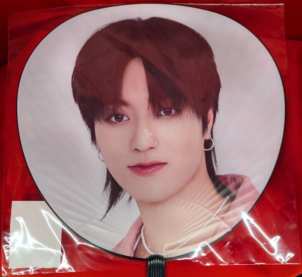 TREASURE 2024 WONDERLAND HARUTO うちわ - メルカリ