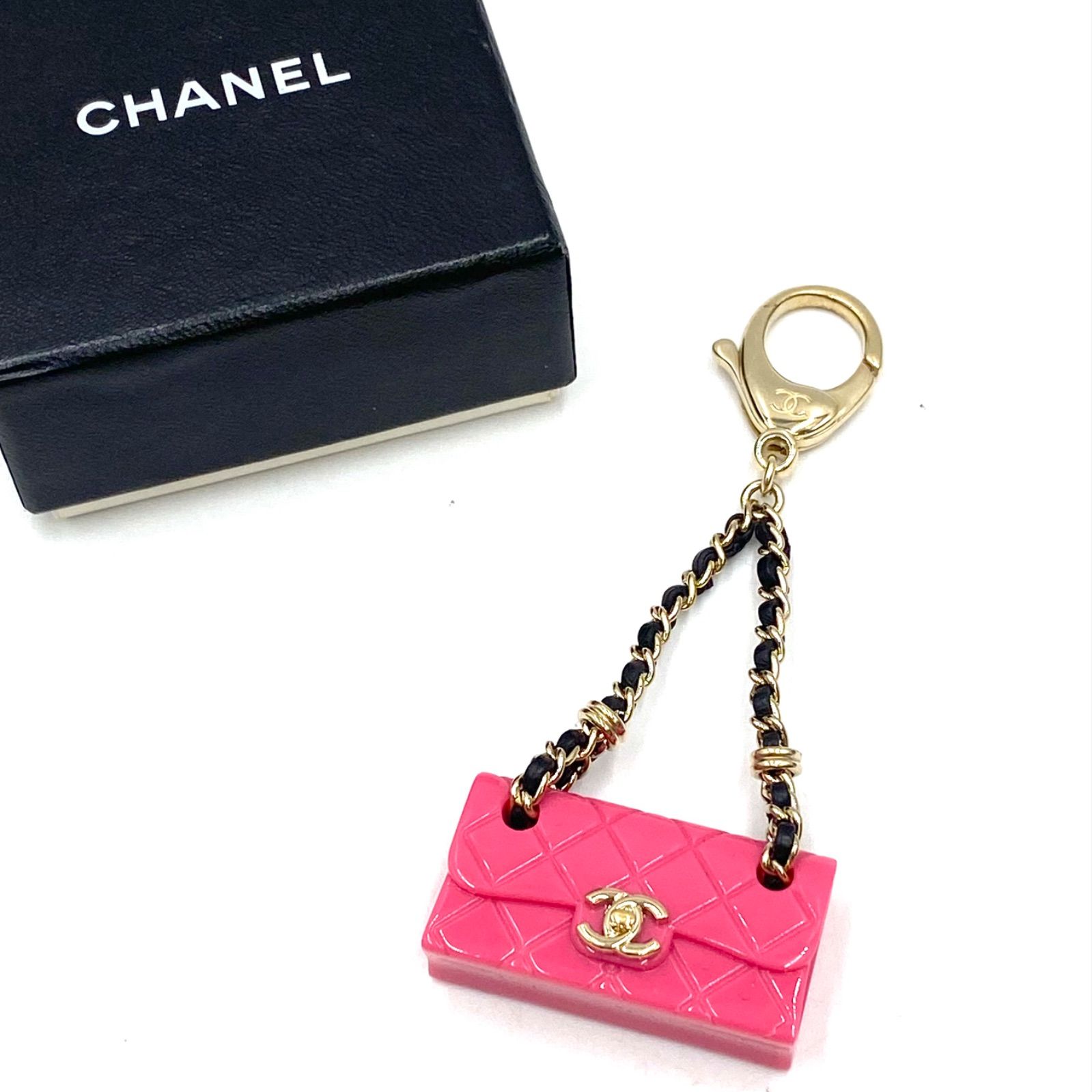 CHANEL シャネル バッグチャーム マトラッセ チェーン ショルダー
